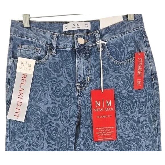 New Max~Woman Size 6~Blue Denim Floral Print High Rise Straight Leg Jean Stretch - Picture 7 of 16